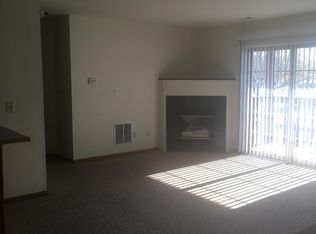 630 W Racine St, Jefferson, WI 53549