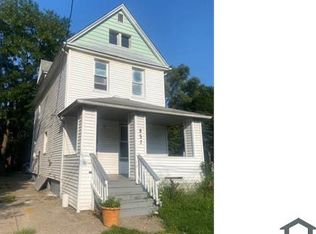 857 Ansel Rd, Cleveland, OH 44103