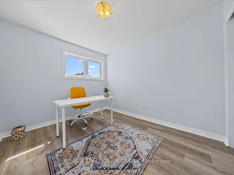 333 Tulum Cres — Photo 15