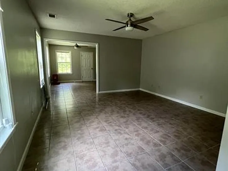 44 Webb Ct NE — Photo 14