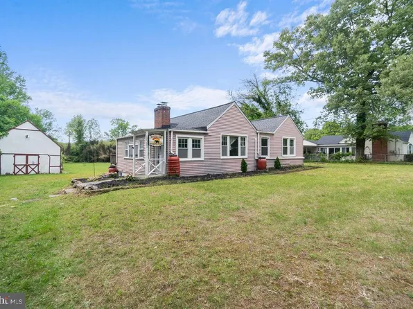 10301 Livingston Rd, Fort Washington, MD 20744