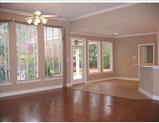 4th image of 217 Bunting Dr