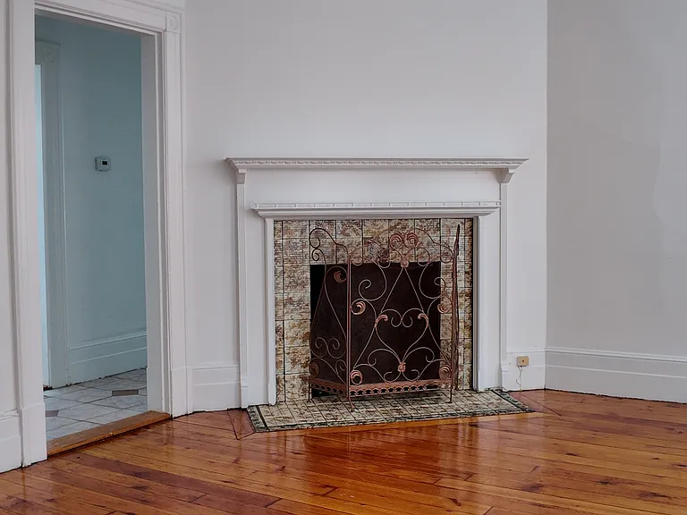 27 Salem St #2 — Photo 9