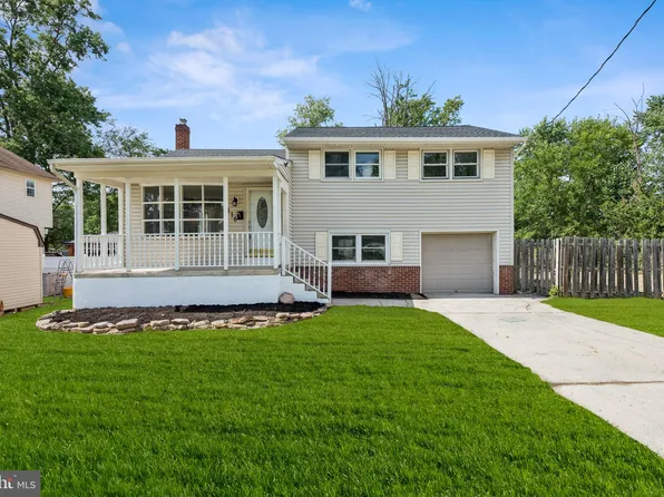 116 W Crestwood Ave, Somerdale, NJ 08083