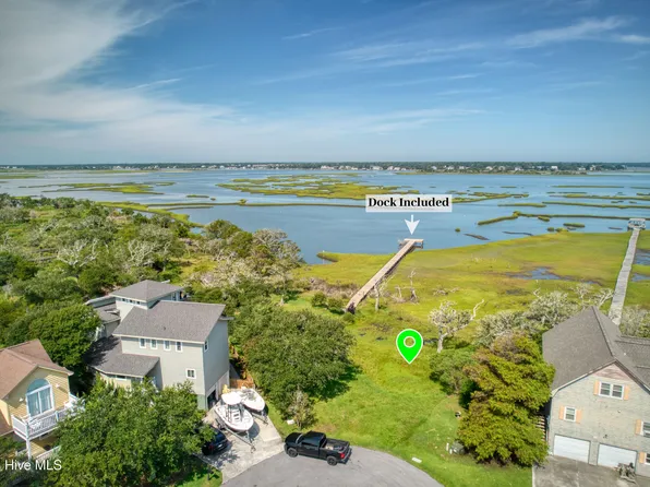 34 N Oak Court, Surf City, NC 28445