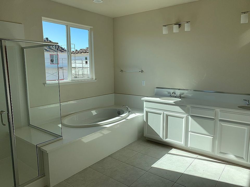 2nd image of 671 Navarra Way