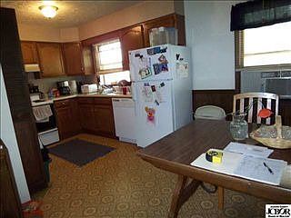 3rd image of 816 N Obrien St