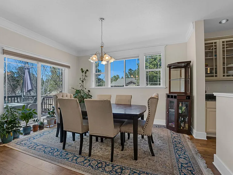 Majestic Dining Area