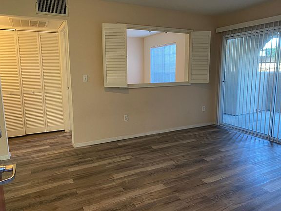 3rd image of 1909 Mountain Hills Ct Unit 104