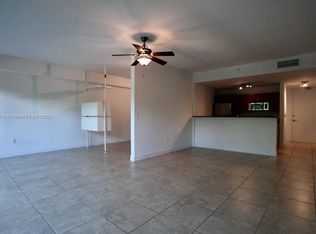 2694 Inagua Ave APT 204, Miami, FL 33133