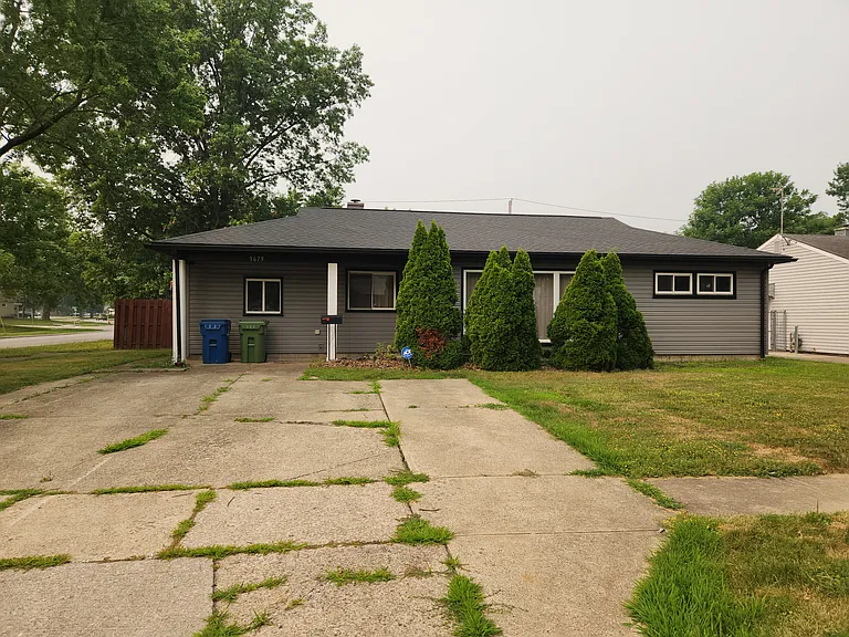 9679 Manorford Dr — Photo 1
