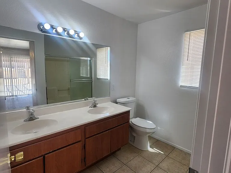 5930 Regino Ave — Photo 14