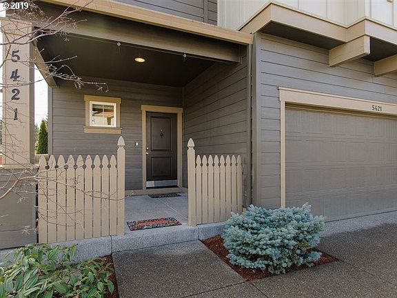 2nd image of 5421 NE 51st Cir