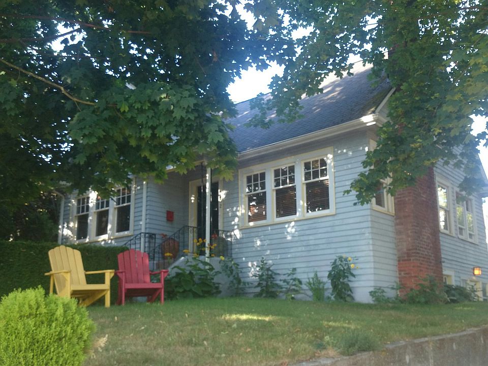 2nd image of 4302 5th Ave NW