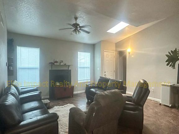 3rd image of 4608 N Brittain Pl