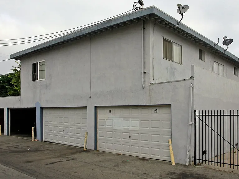 Pearson Apartments 314 Pearson Avenue, Anaheim, CA 92802 — Photo 7