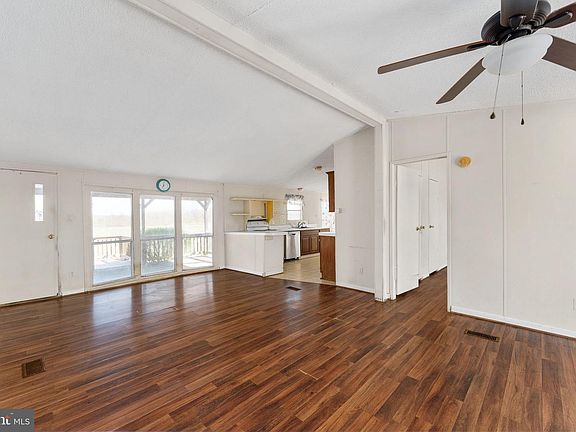 5th image of 19473 Daniel Rd