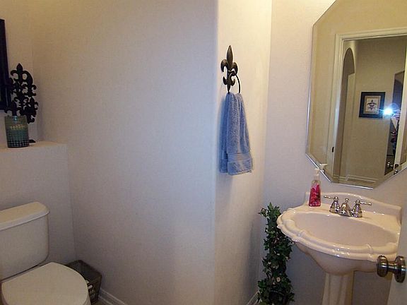 4th image of 25219 Sundown Canyon Ln