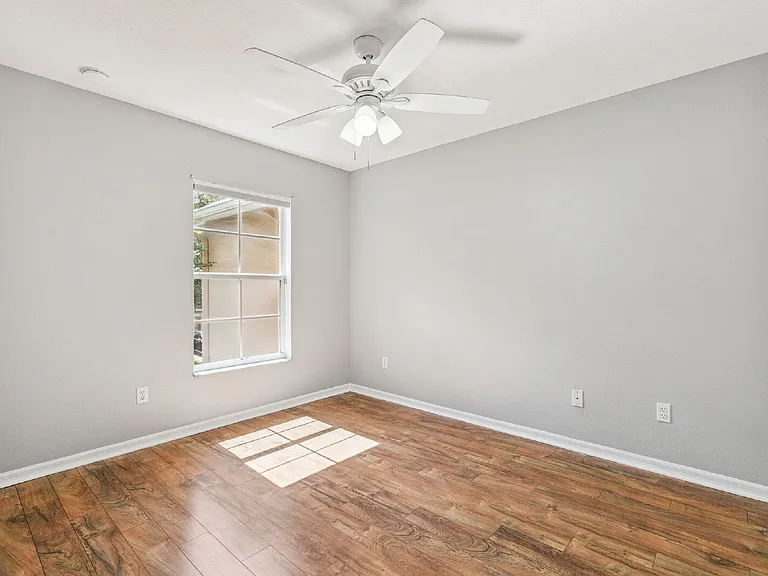4338 Aristocrat Point — Photo 20