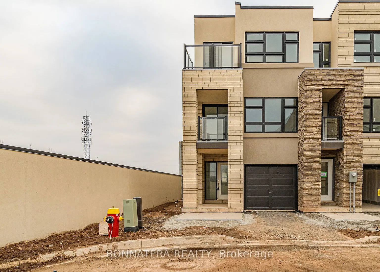 3 bed, $3,100 — Photo 2