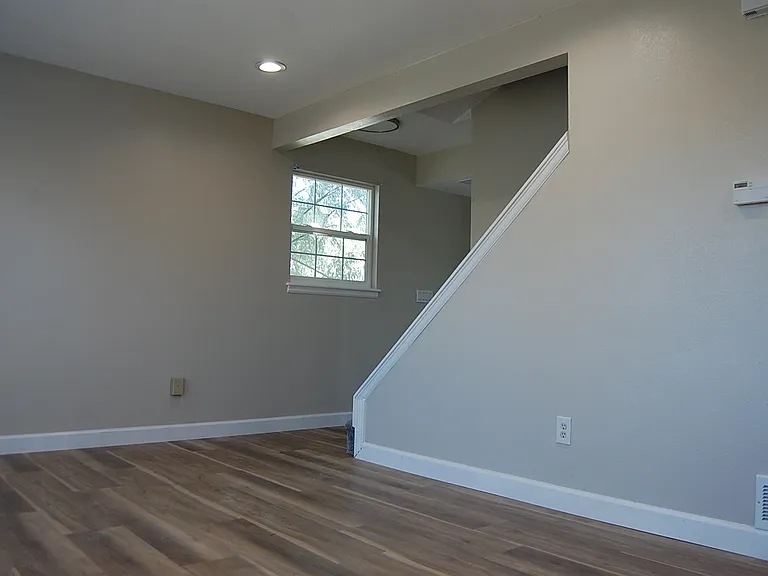 12655 Elm St — Photo 11