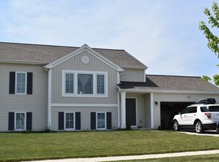 4616 Quaker Hill Ct, Kentwood, MI 49512