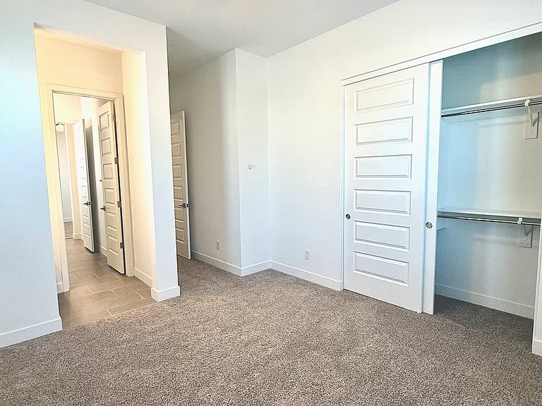 3824 E Fiesta Flower Ln — Photo 38