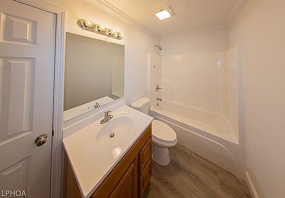 5th image of 1631 Elgin Dr