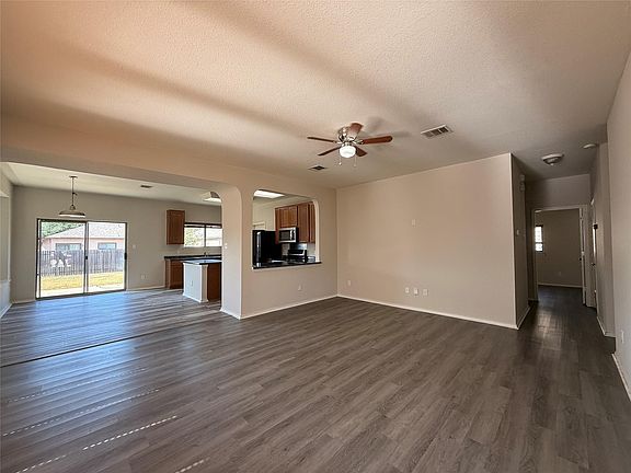 5th image of 1722 E Mesa Park Cv