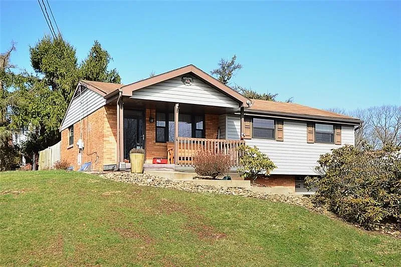 4305 Paradise Dr photo 1