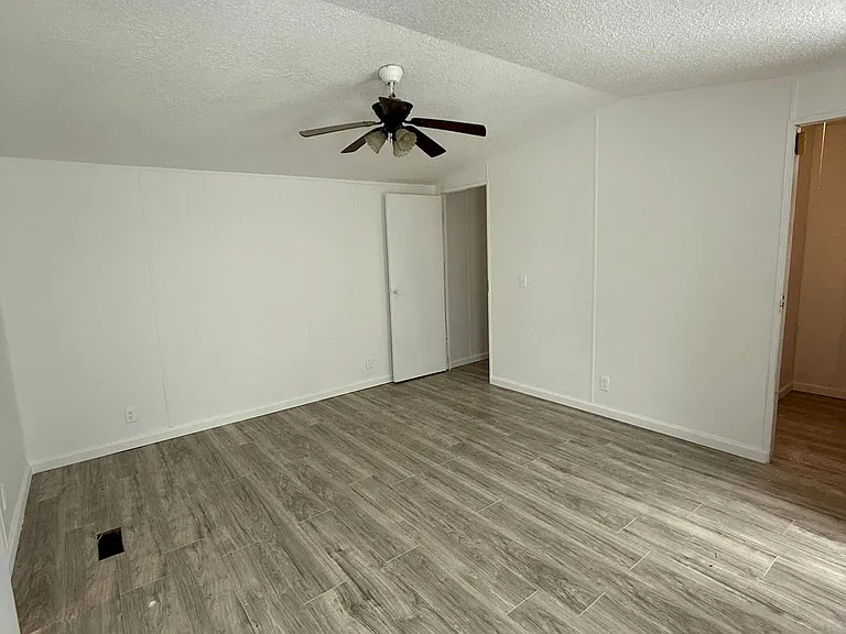 306 Jordan Rd #306 — Photo 6