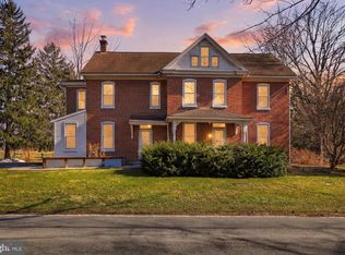 1545 Lititz Rd, Manheim, PA 17545