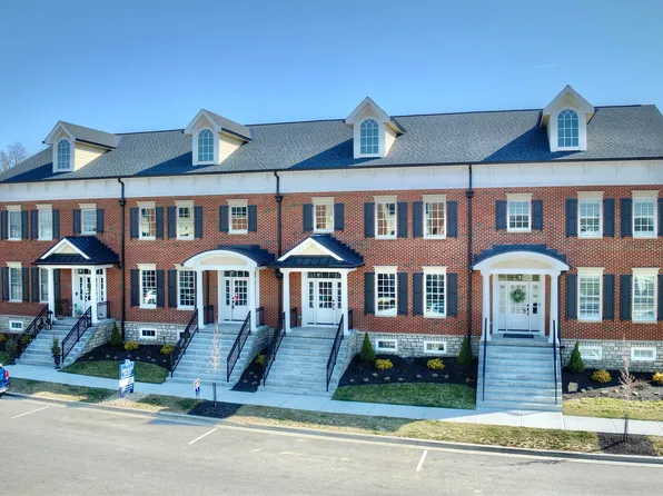 1087 Walburg Ave, Villa Hills, KY 41017