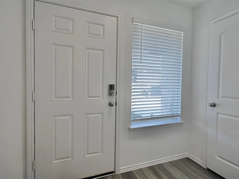16839 Sangiovese Dr — Photo 5