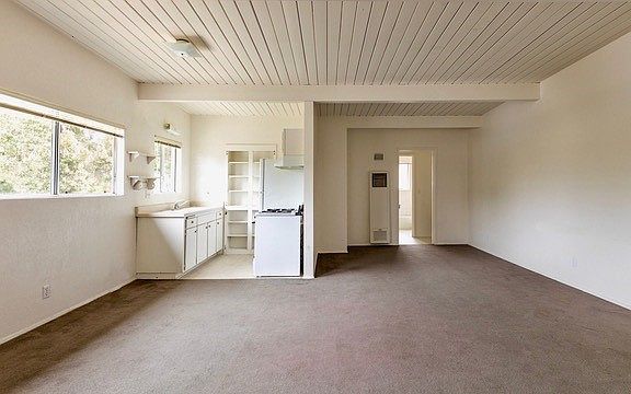 2nd image of 6565 Segovia Rd APT 3