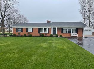 2768 E Center Dr, Bluffton, IN 46714