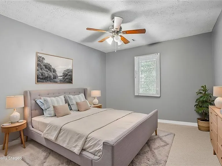 3080 Stone Oak Dr — Photo 13