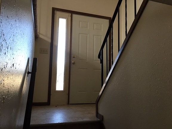 5th image of 9858 Tyler St NE