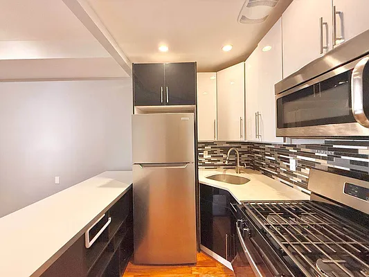 Rented by Doorway NYC, LLC | media 5