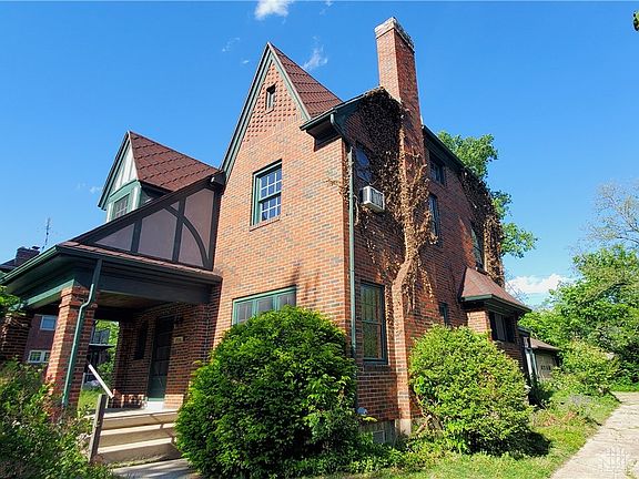 2nd image of 1936 Burroughs Dr