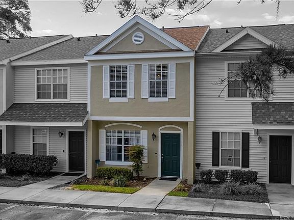 2nd image of 6986 Woodlake Dr