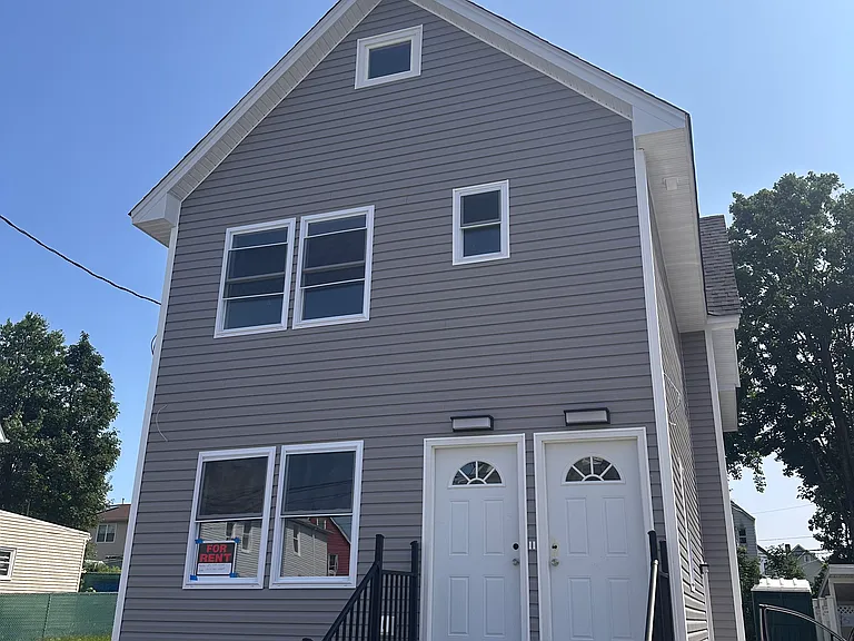 68 Bogart Ave — Photo 1