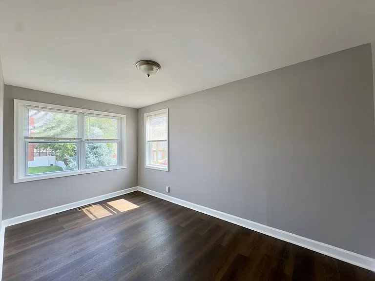 7441 Berkshire Rd — Photo 5