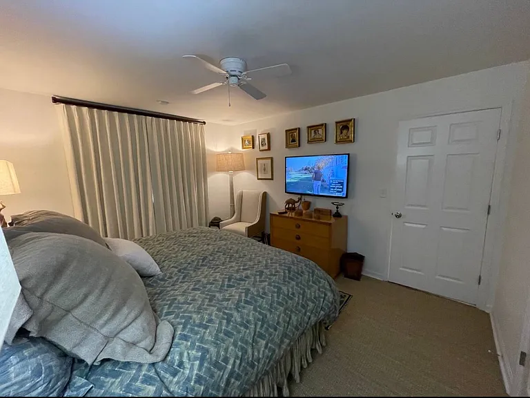 637 Battery Pl #1 — Photo 30