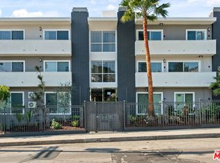 2447 N Beachwood Dr #1, Los Angeles, CA 90068