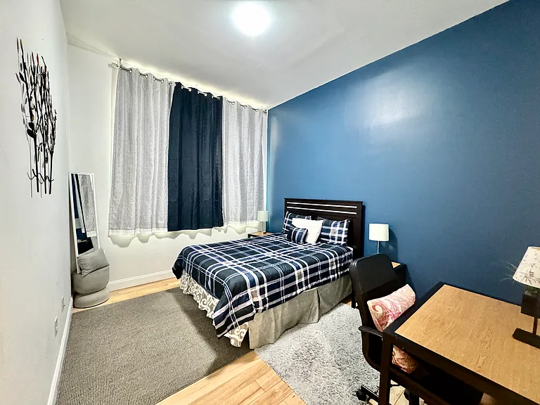439 N 13th St #3C — Photo 12