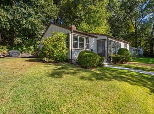 5 Manila St, Worcester, MA 01602