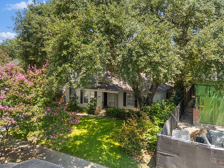 3881 Gaspar Dr — Photo 36