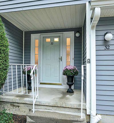 2nd image of 32 Essex Dr