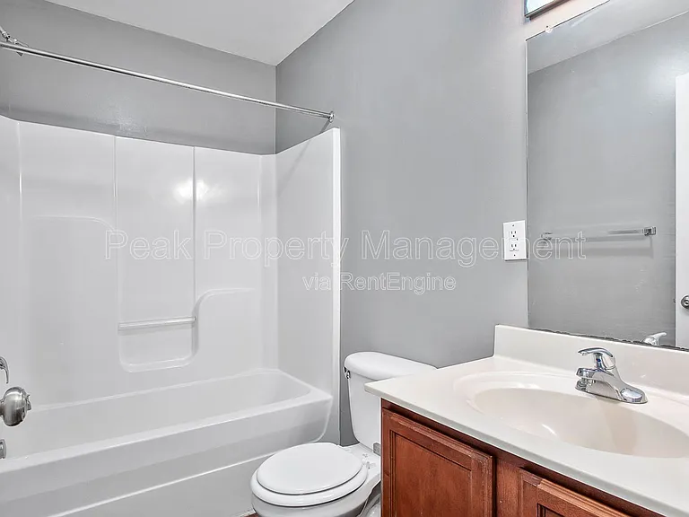 1510 W Broad St — Photo 51